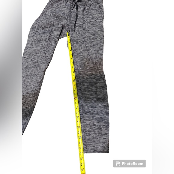 Lululemon On The Fly Pant size 2 - Picture 10 of 13